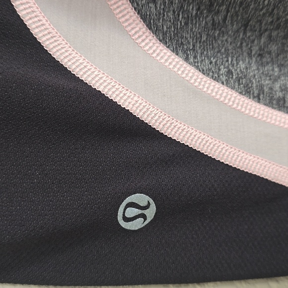 Lululemon size 6 - Picture 3 of 4